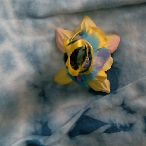 Handmade upcycled fairy doll dress 4" - Picture 3 of 5